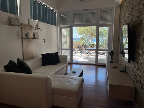 Popular Airbnb listing: Beautiful apartment by the sea in Gajac