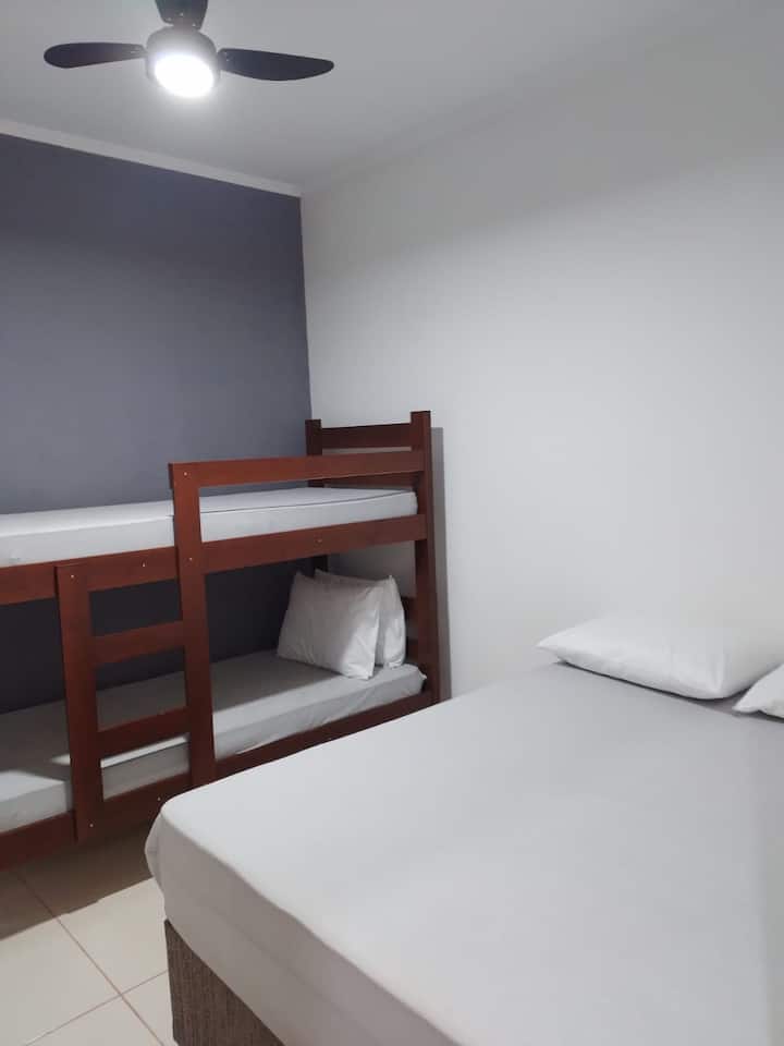 საძინებელი 1