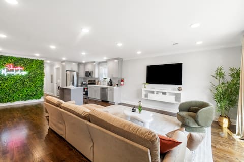 Spacious Home Near NYC and Events