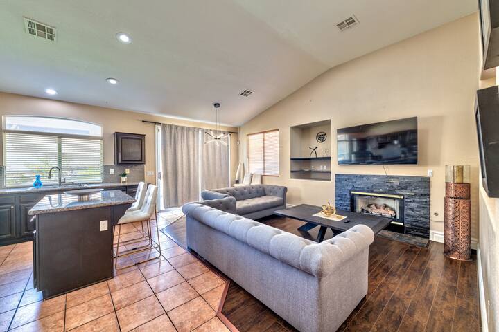 Single story pet friendly home!