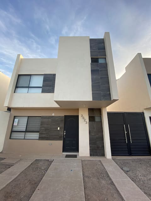 Nice house in a private area