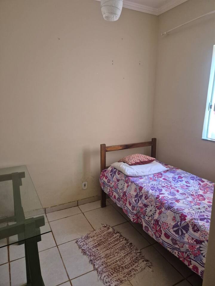 Dhomë gjumi 2
