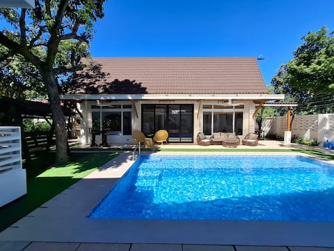 Malaika Private Pool and Villa
