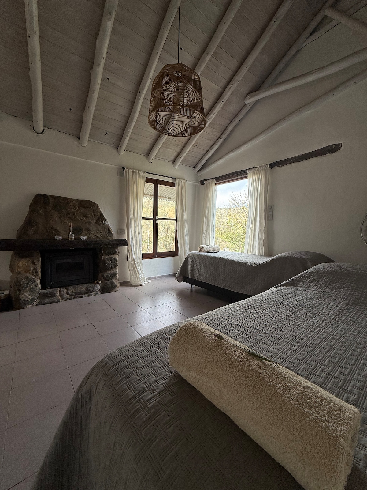 Airbnb con mejor rendimiento: Beach | Campfire | Views | BBQ | WiFi | A/C | Peace en Departamento Santa María