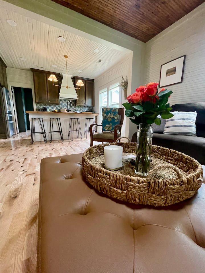Historic Cottage-close To Boat Ramps - Hollywood, AL