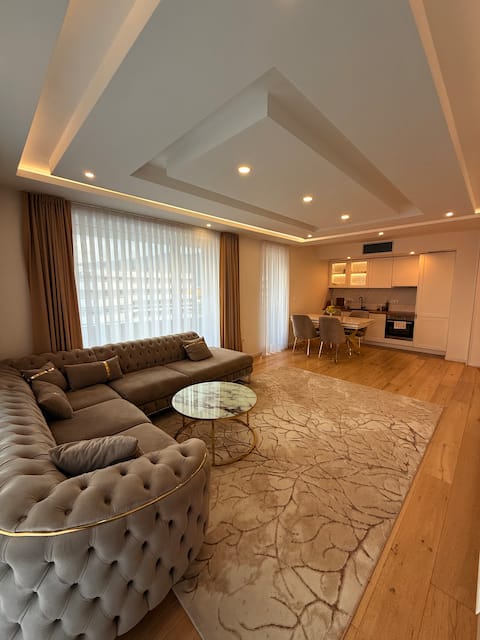 The Royal Nest - Sarajevo Waves