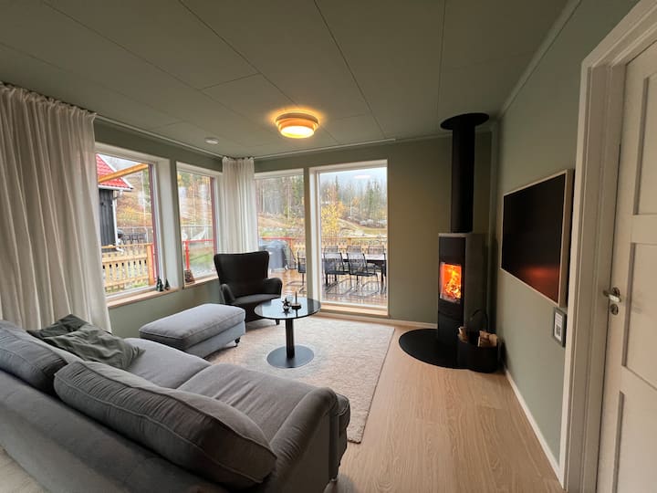 Ski-in/ski-out, Perfekt Läge I Järvsöbacken - Järvsö