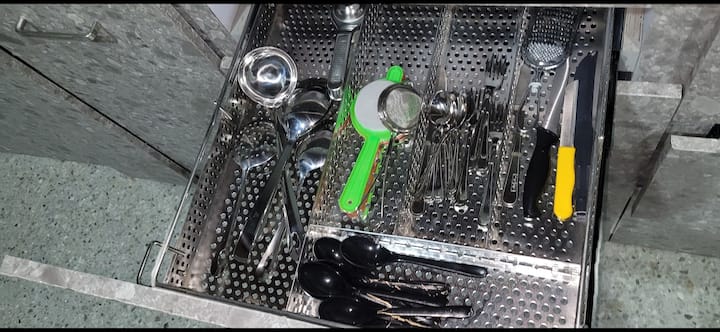 Full kitchen image 6