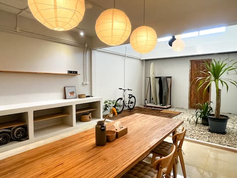 Cozy Tropical Private House (Pet friendly)