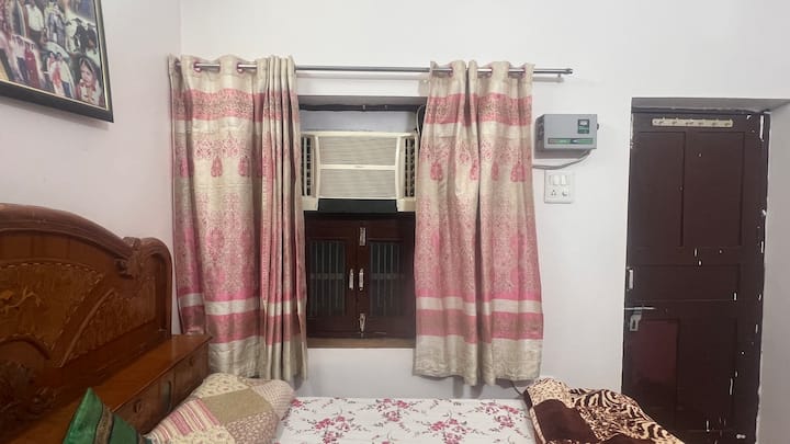 غرفة النوم 1