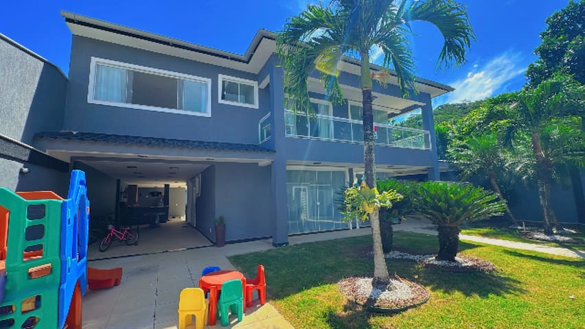 Mansão em ilha de Guaratiba RJ!