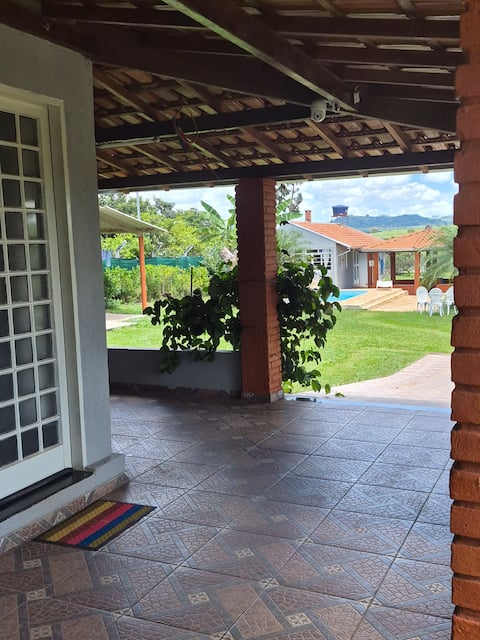 Refugio Mineiro Farm: pool, waterfall and lual