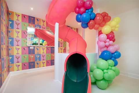 Insta-incredible disco house; sleeps 28!