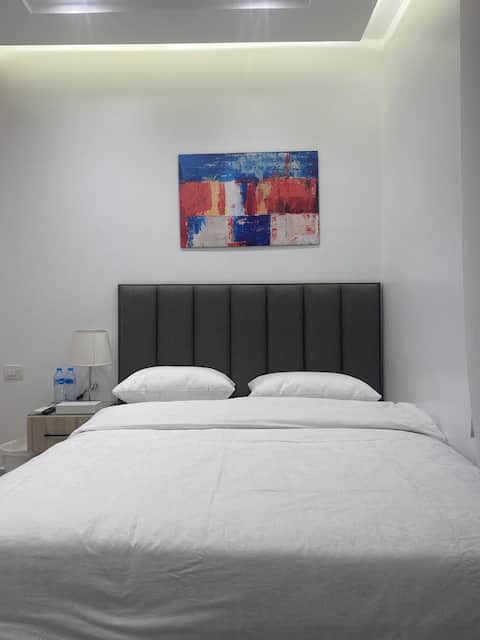 Nile Inn 505-Cozy Studio steps away from the Nile