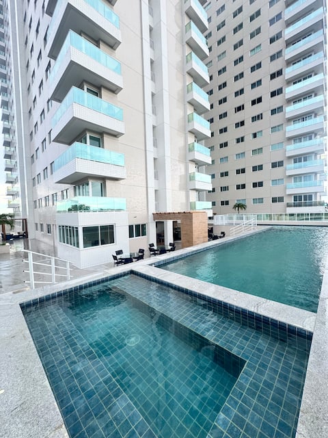 Apartment near the mall with garage and pool