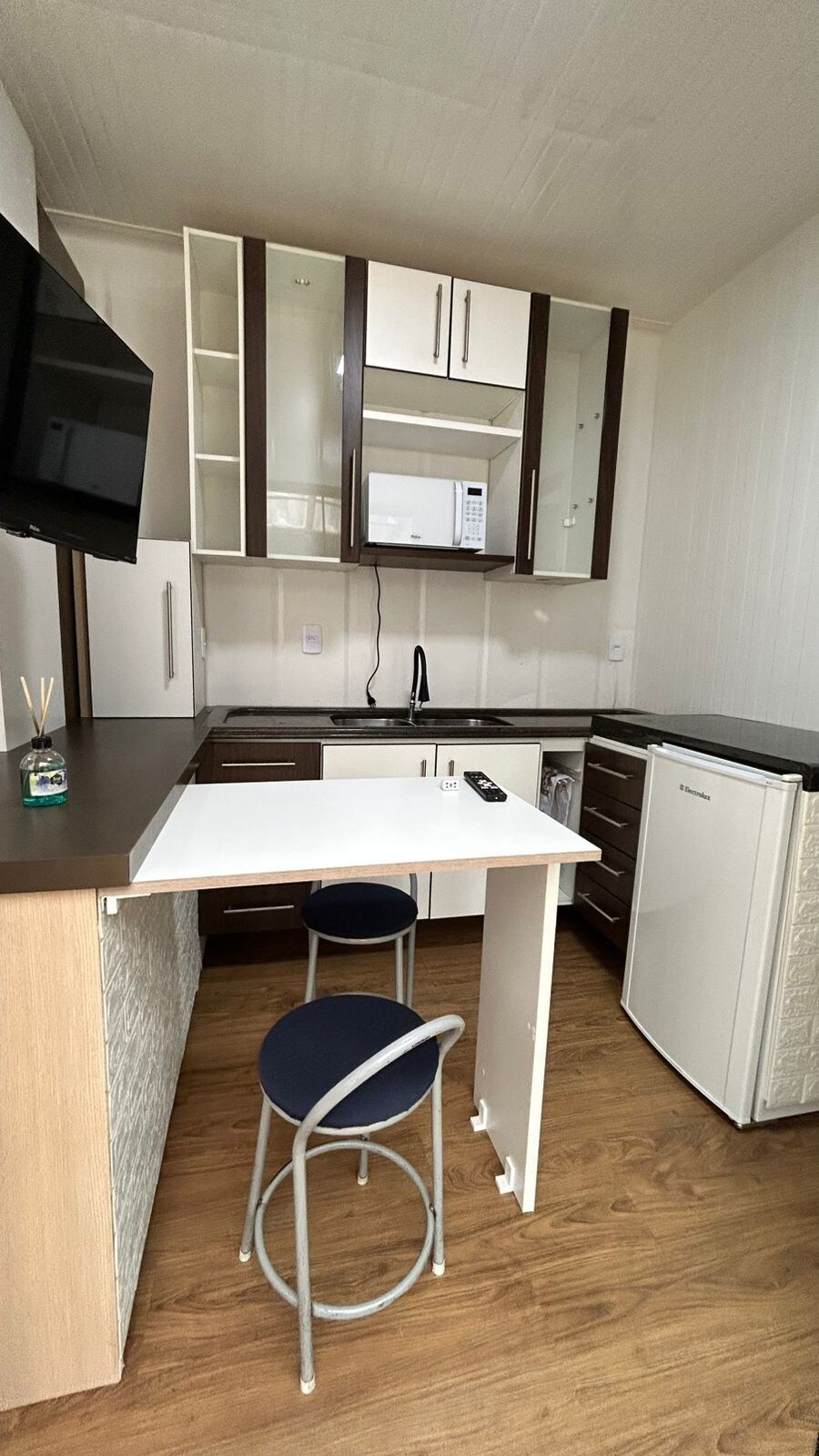 Top Airbnb: Studio Java - Alto da XV - Centro em Alto Da Rua Xv