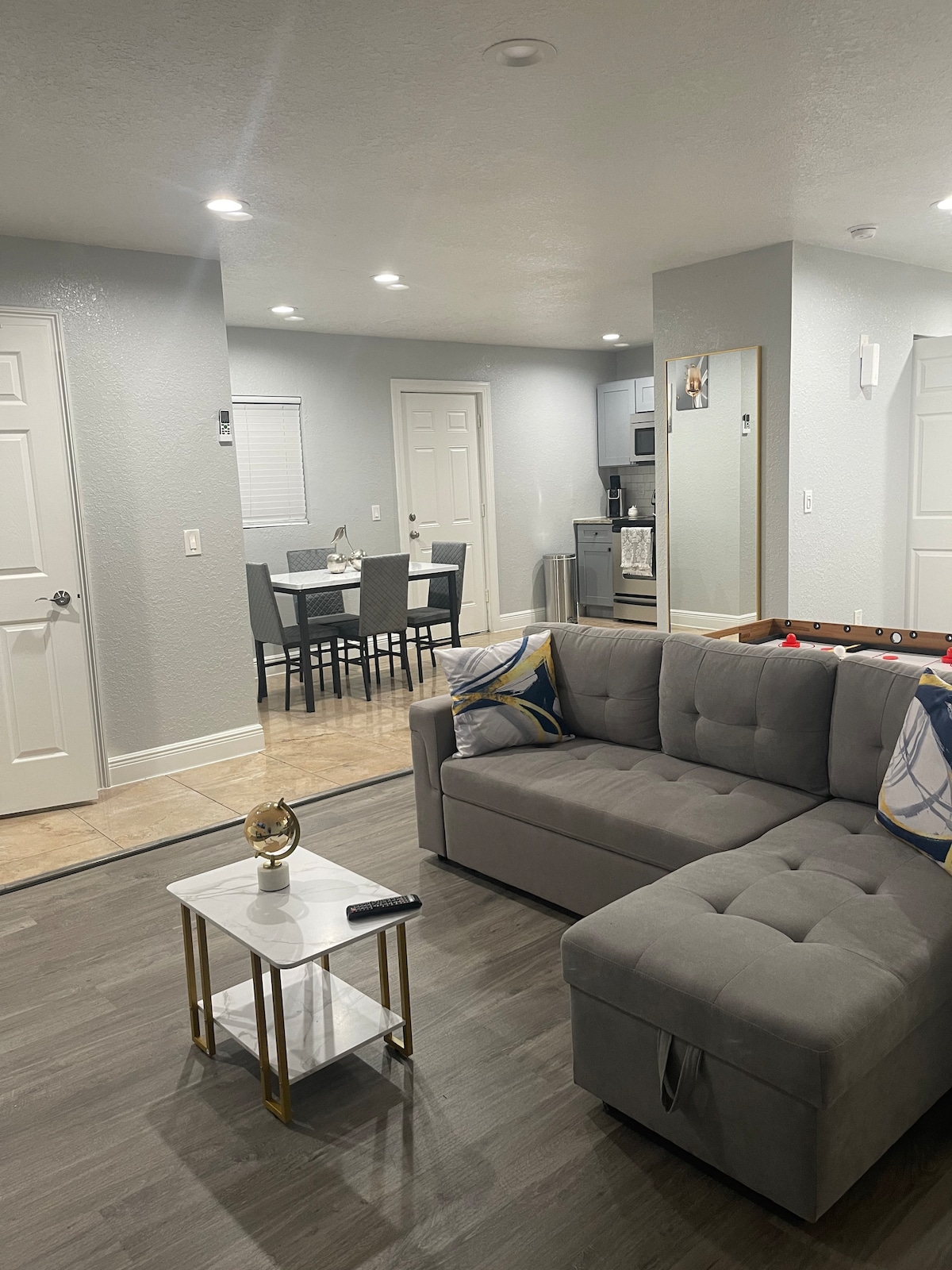 Successful Airbnb property: Charming Guest House in Lowry Park Central