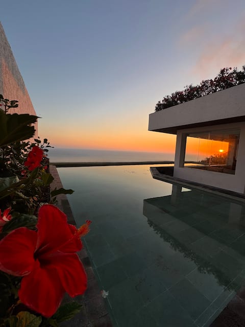 Popular Airbnb listing: Villa Calypso in Guerrero