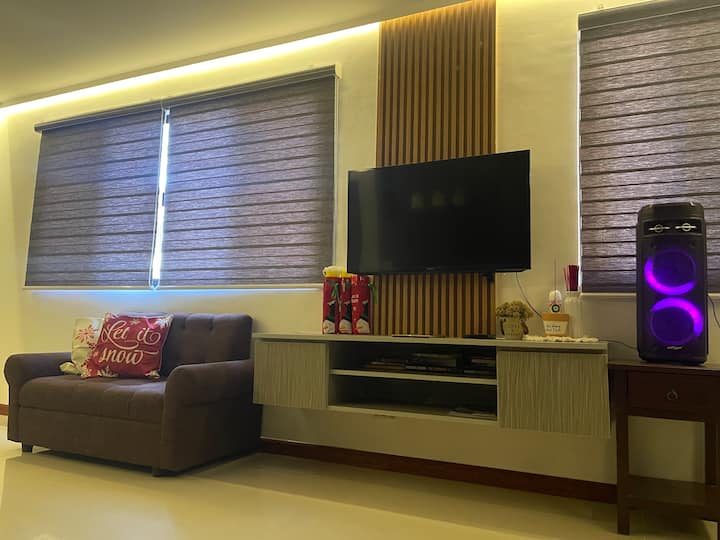 Casa Rc Beachfront Cozy 1-br Home - Botolan