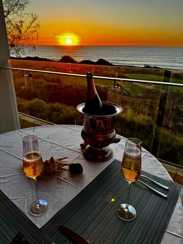 The Sanctuary Absolute Ocean Front gallery image 2