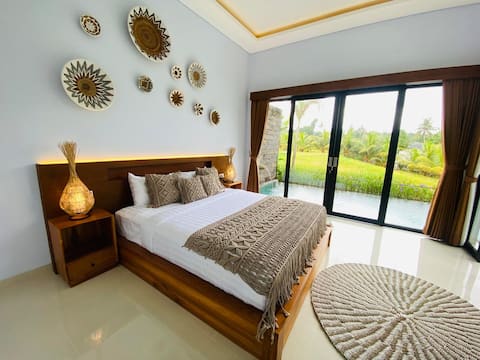 Spacious 2BR Villa | Private Pool & Rice Fields