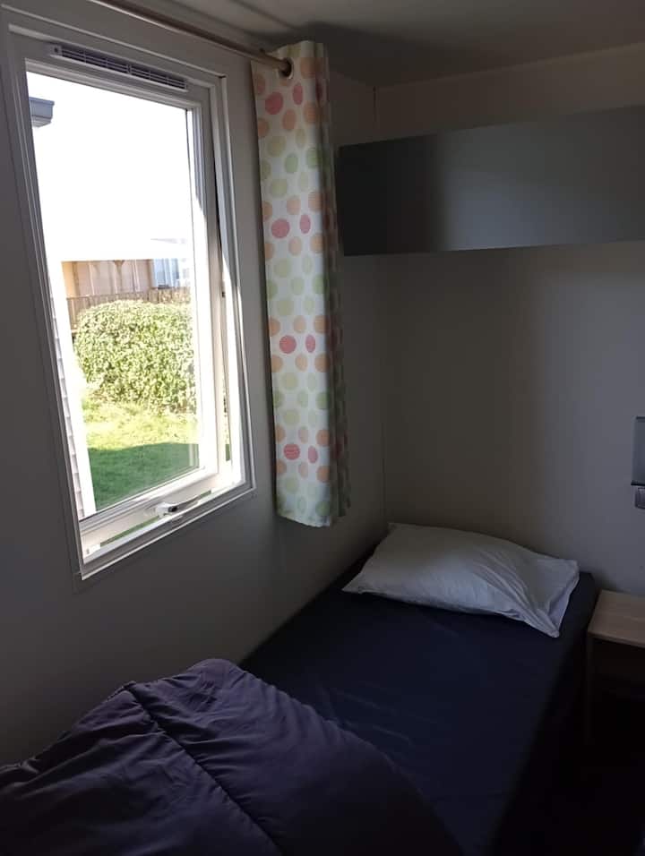 საძინებელი 3