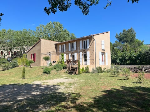 Salagou group gîte 14 pers.