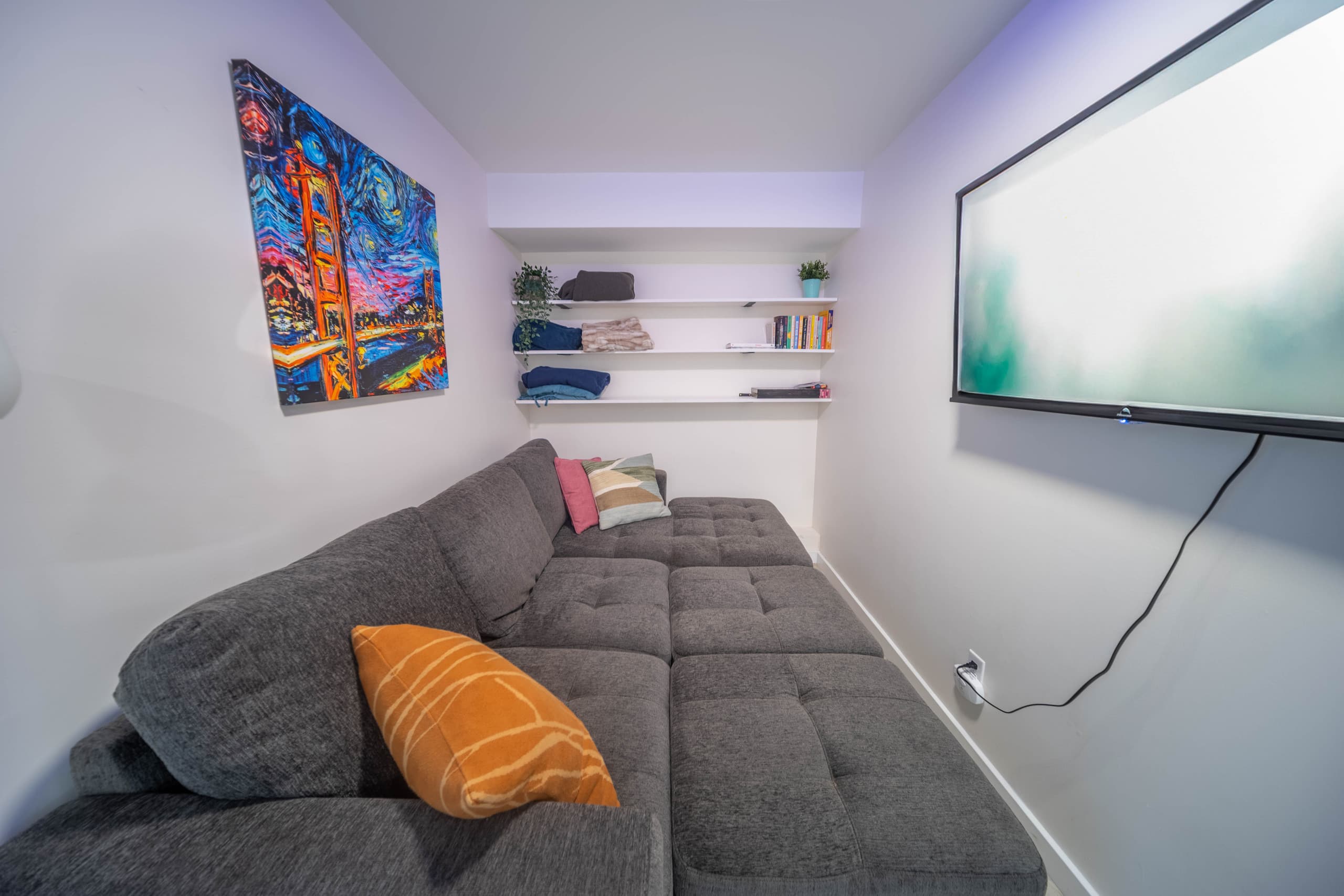 Beach Bungalow - Image 5