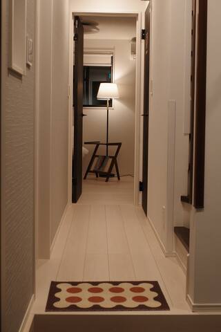 JR尾久站 徒步两分钟 / 超大108平米 / 最大容纳10人 / 独栋四室一户建 /温馨简约现代化 gallery image 3