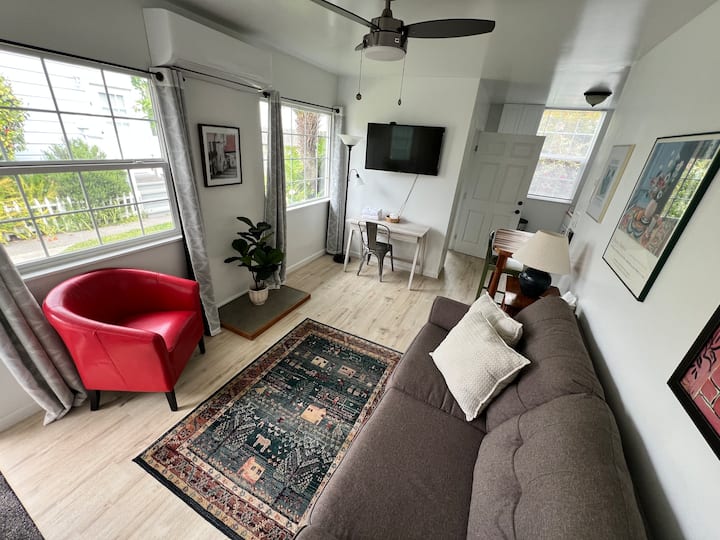 Garden Cottage - Eureka, CA