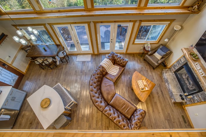 River View Retreat /Hot Tub/pet/ Sauna/paved Drive - Bryson City, NC