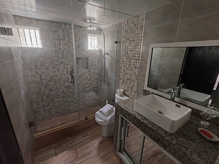 Спалня 2