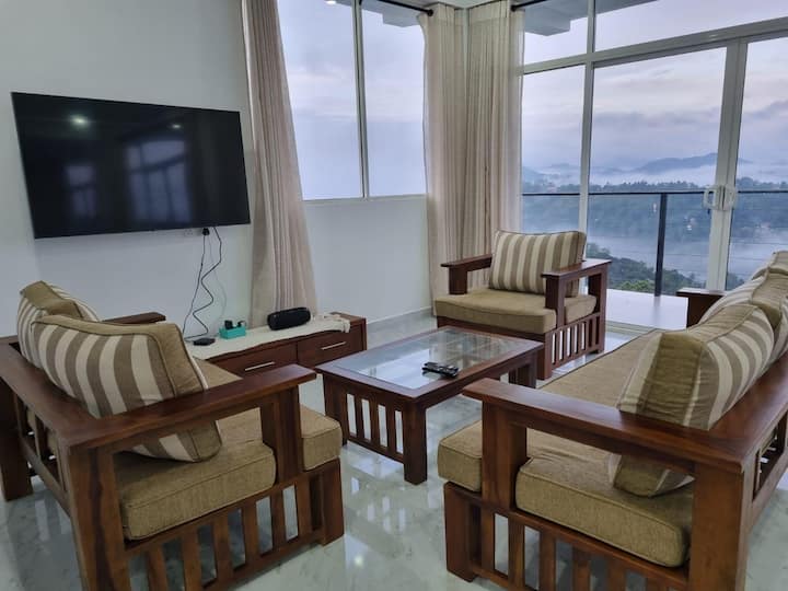 Cloudscape Villa - Peradeniya
3 Floors Exclusive - Srí Lanka