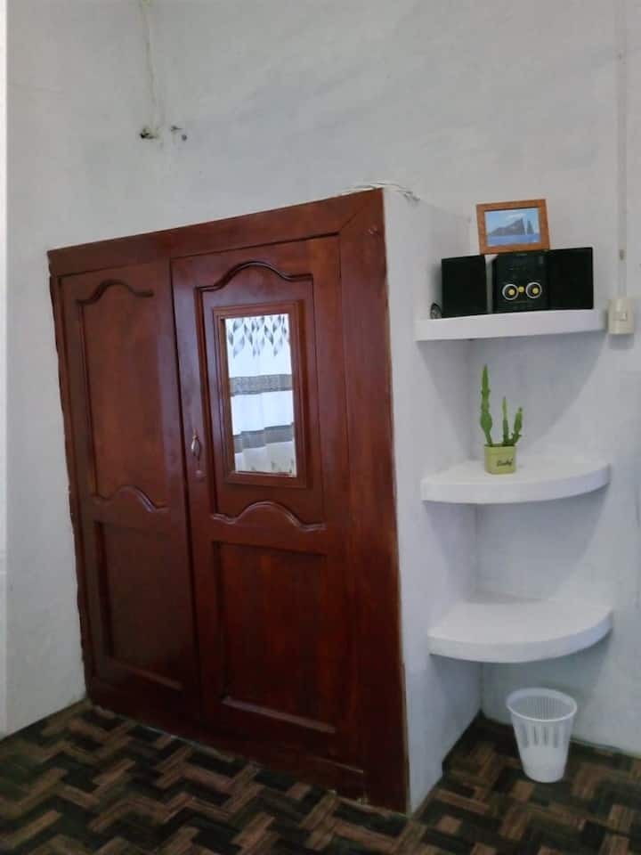 საძინებელი 1