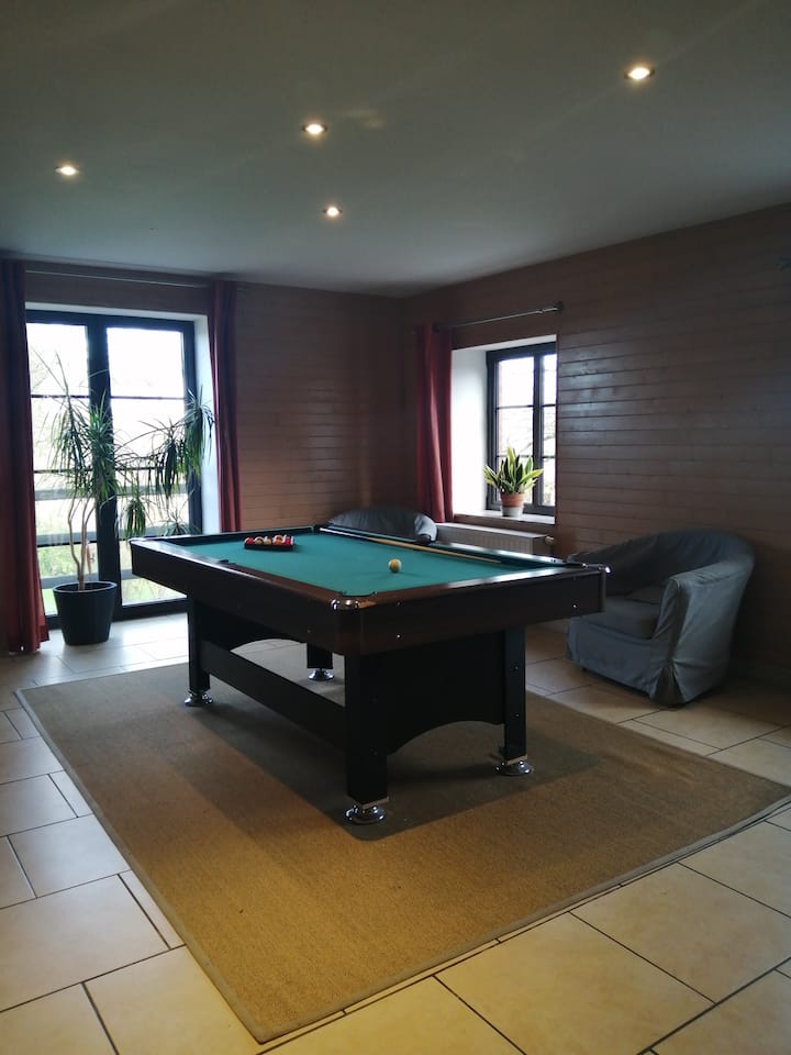 Grand Appartement à La Campagne - Froidchapelle