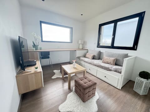 Top Airbnb: Sea view apartment on the banks of the Elorn à Plougastel Daoulas
