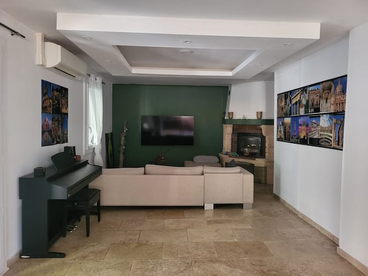 Jolie Villa En Provence Verte - Var