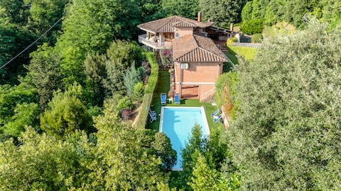 Luxury Vintage Versilia