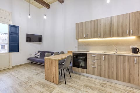 3 - Studio Retreat in the Heart of Qormi Village