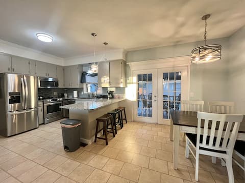 25 min to Beaches both Wrightsville and Topsail