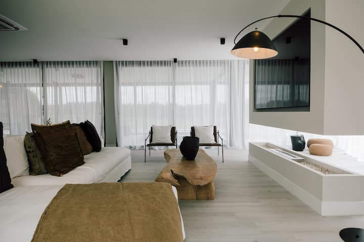 Brand New Stunning House With Pool & Soccer Field! - Mar del Plata