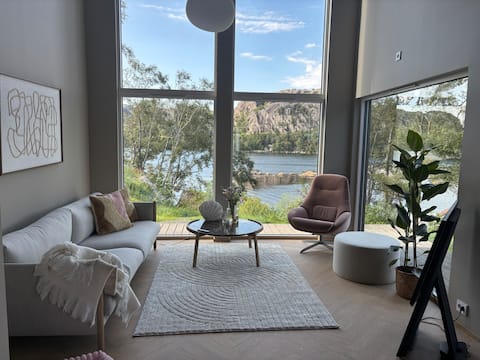 Napparan cabin by the lake Egersund