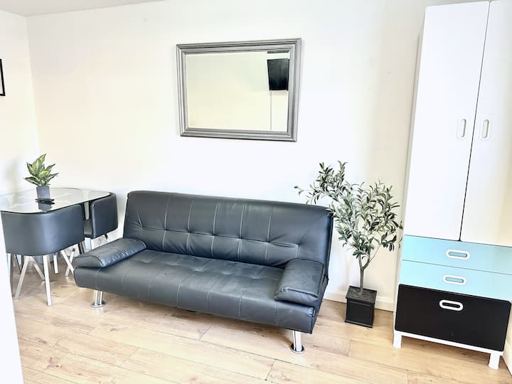 3b2b Entire House Sleeps 8 Fre Parking City Center - Coventry