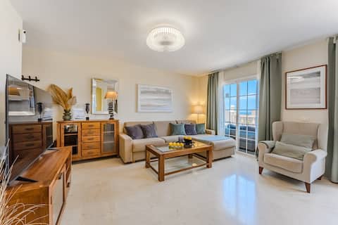 Top performing Airbnb: Oceanview Duplex | A/C | Heated Pool | 2 Terraces in Arona