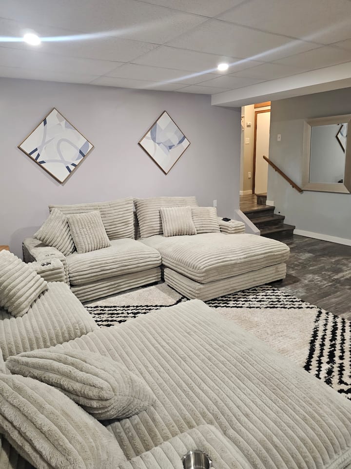 3 Bed/1 Bath Basement Suite - 喬治王子城
