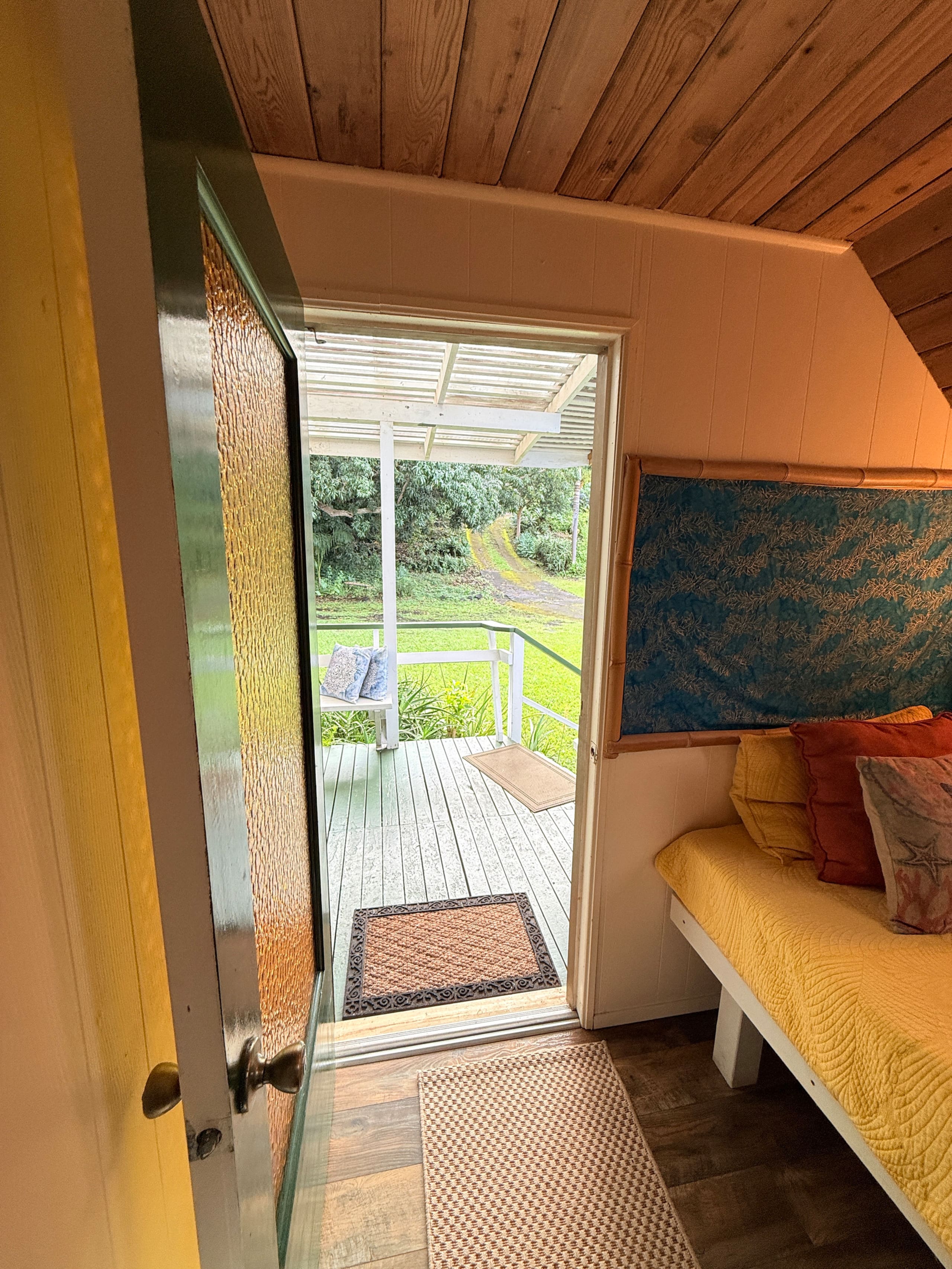 Charming farmhouse with huge oceanview patio lanai - Image 27