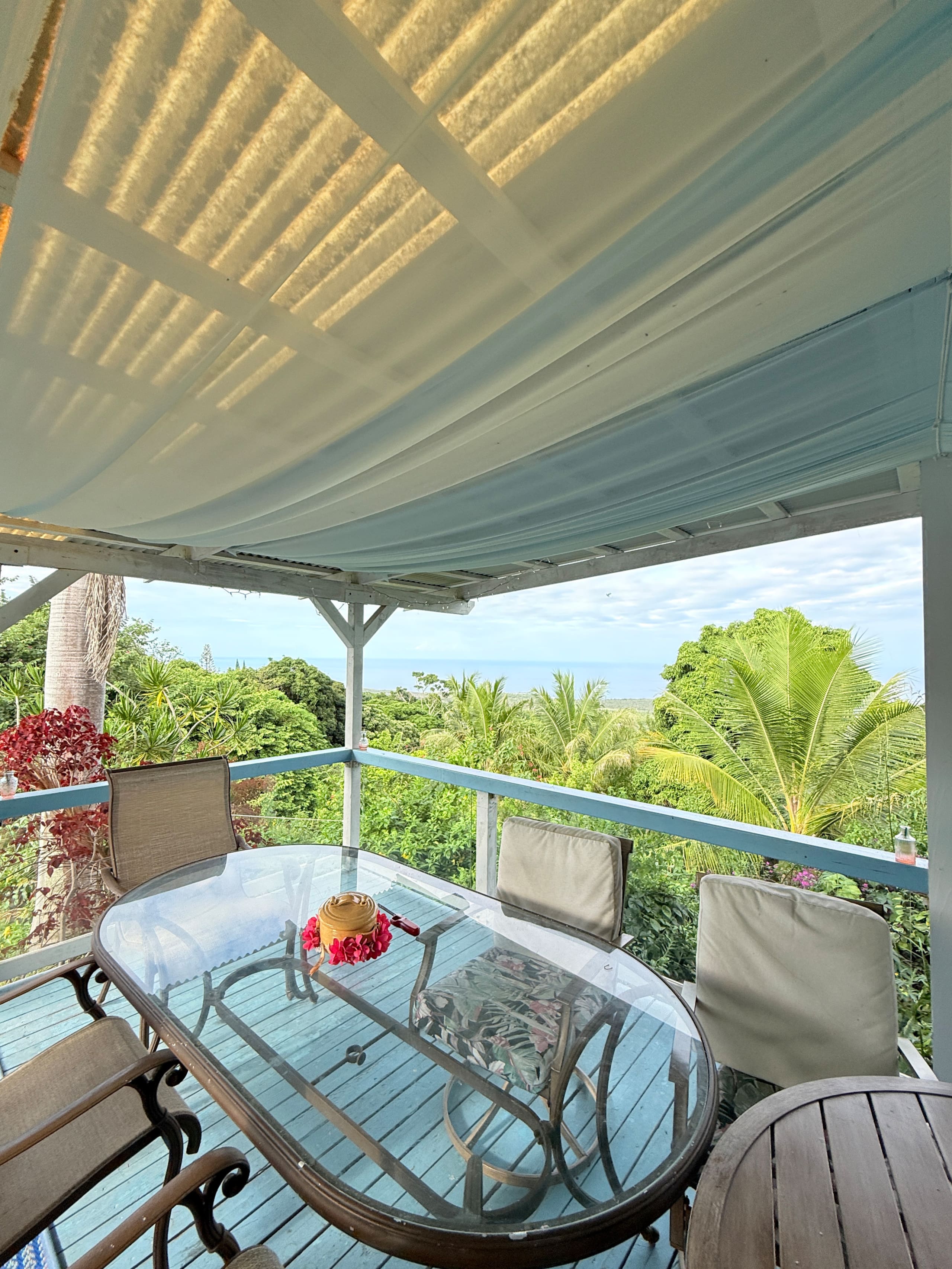 Charming farmhouse with huge oceanview patio lanai - Image 38
