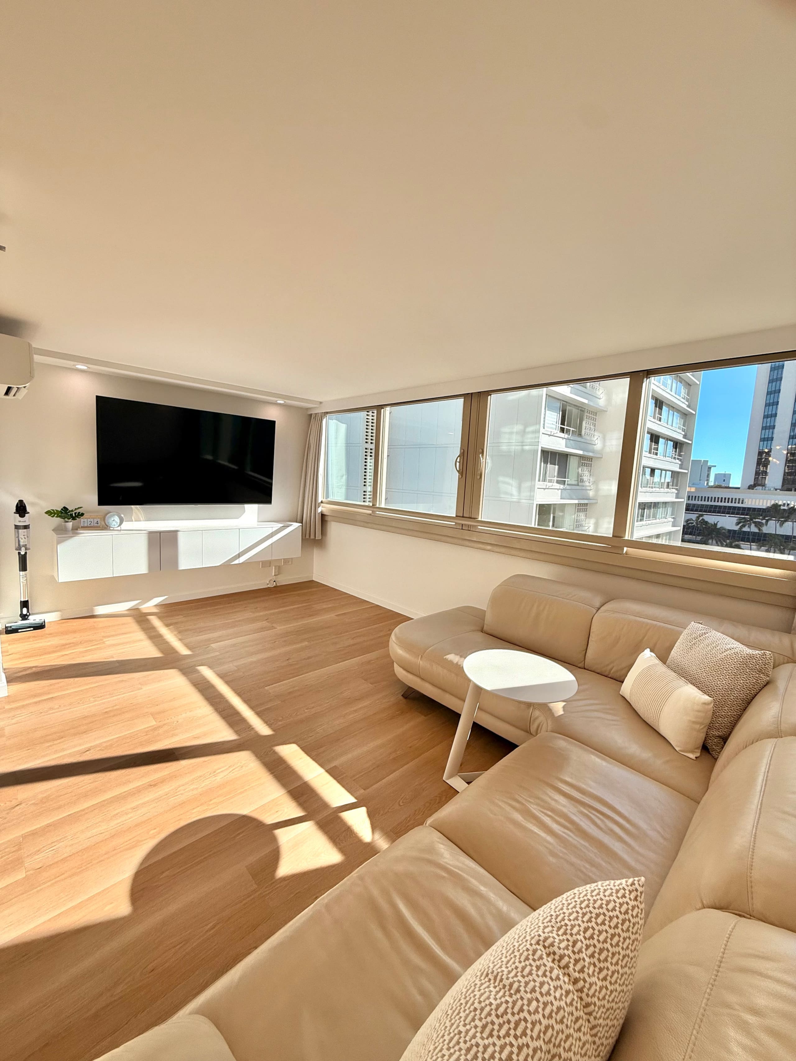 Waikiki City View + Infinity Pool #5 Free parking! - Image 33