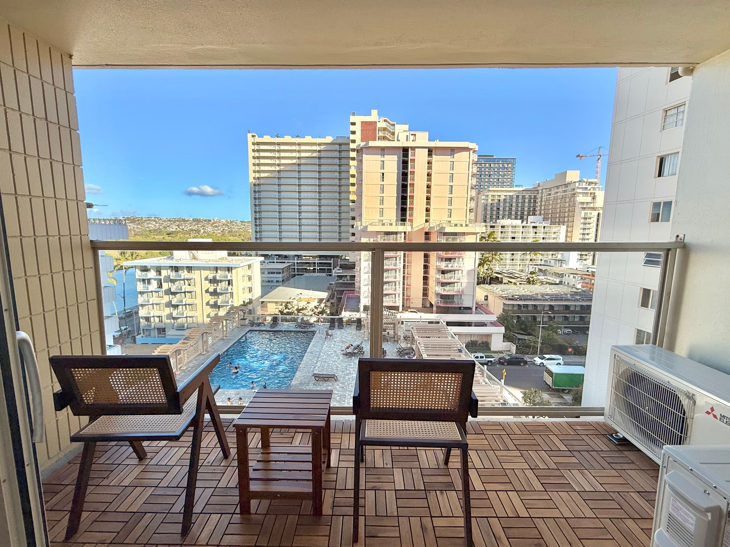 Waikiki City View + Infinity Pool #5 Free parking! - Image 25