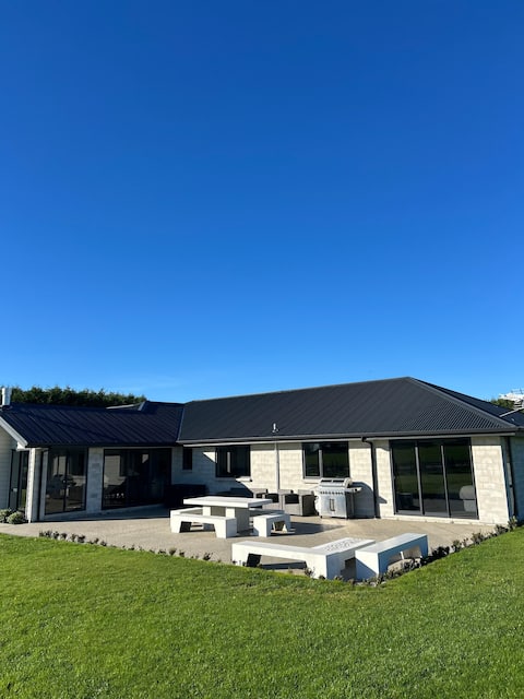 Rural living but close to town!